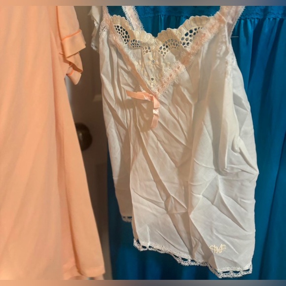 Huge vintage and antique lingerie collection - Picture 8 of 9